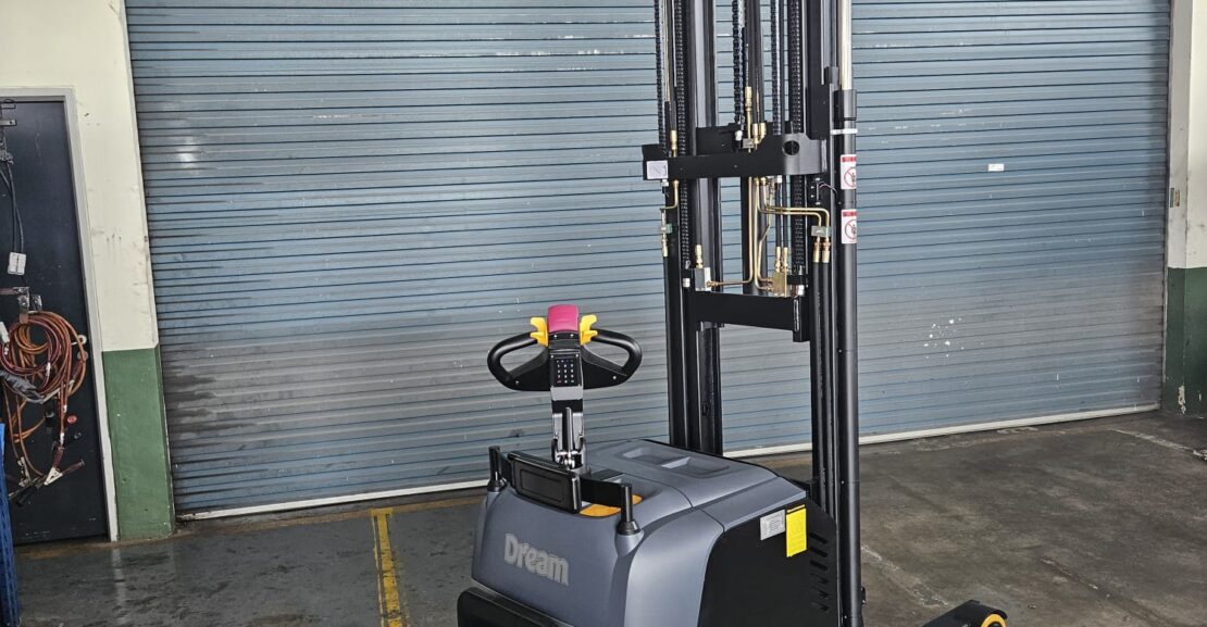 Dream Electric Reach Stacker - Mashgate Pte. Ltd.